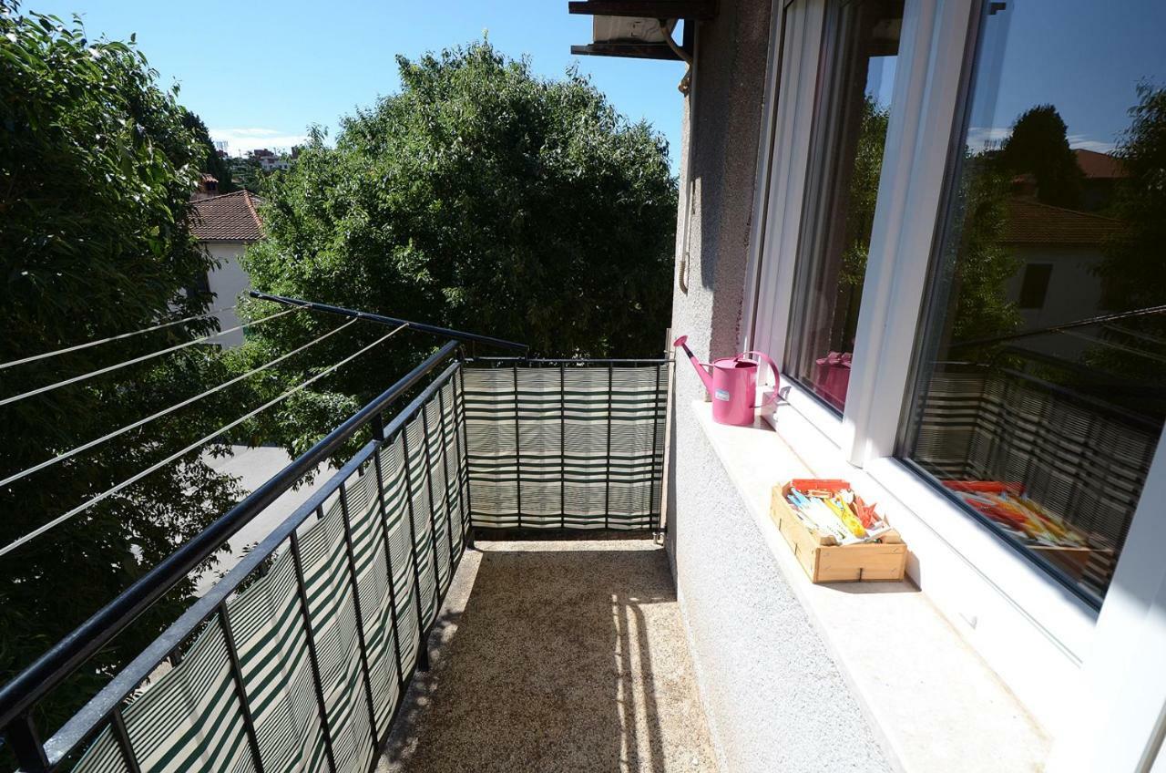Apartment Niksa Pula Exterior foto